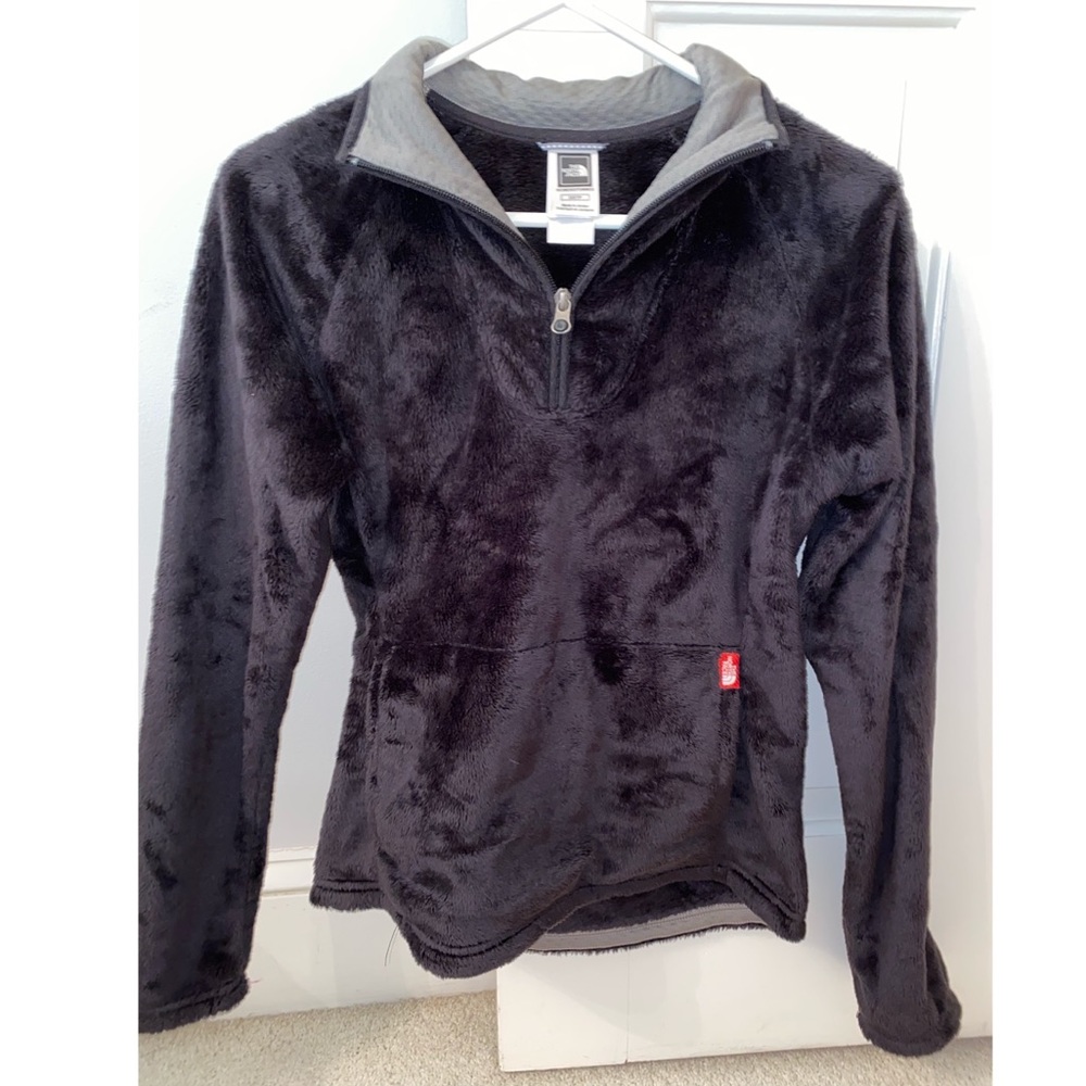North Face quarter zip pullover
